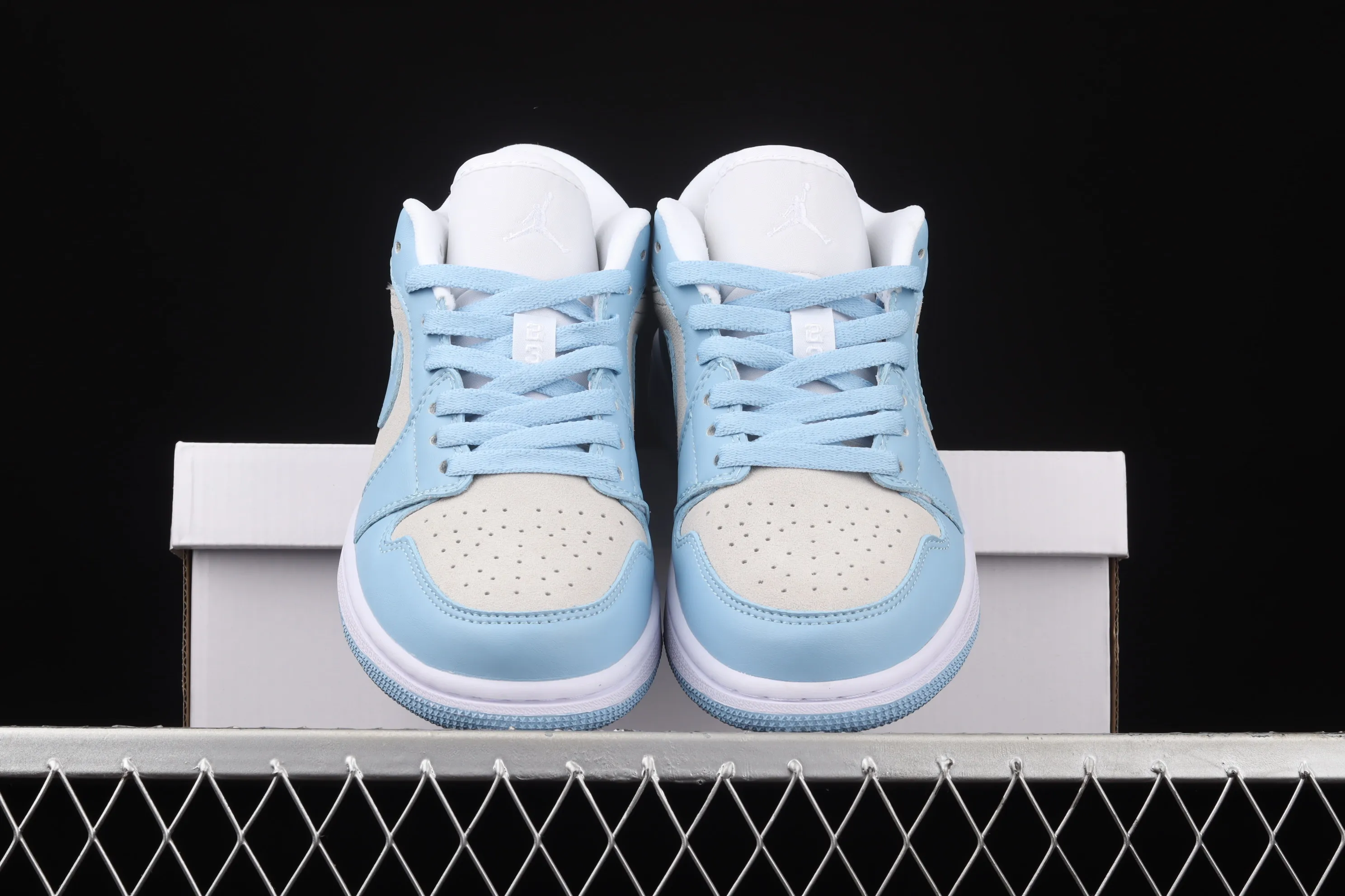 All categories Air Jordan Jordan series basketball shoes Air Jordan 1 Low Air Jordan 1 Low AJ1 Joe 1 University Blue low-top basketball shoes DC0774-050
